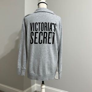 NWOT Victoria’s Secret medium zip up jacket.